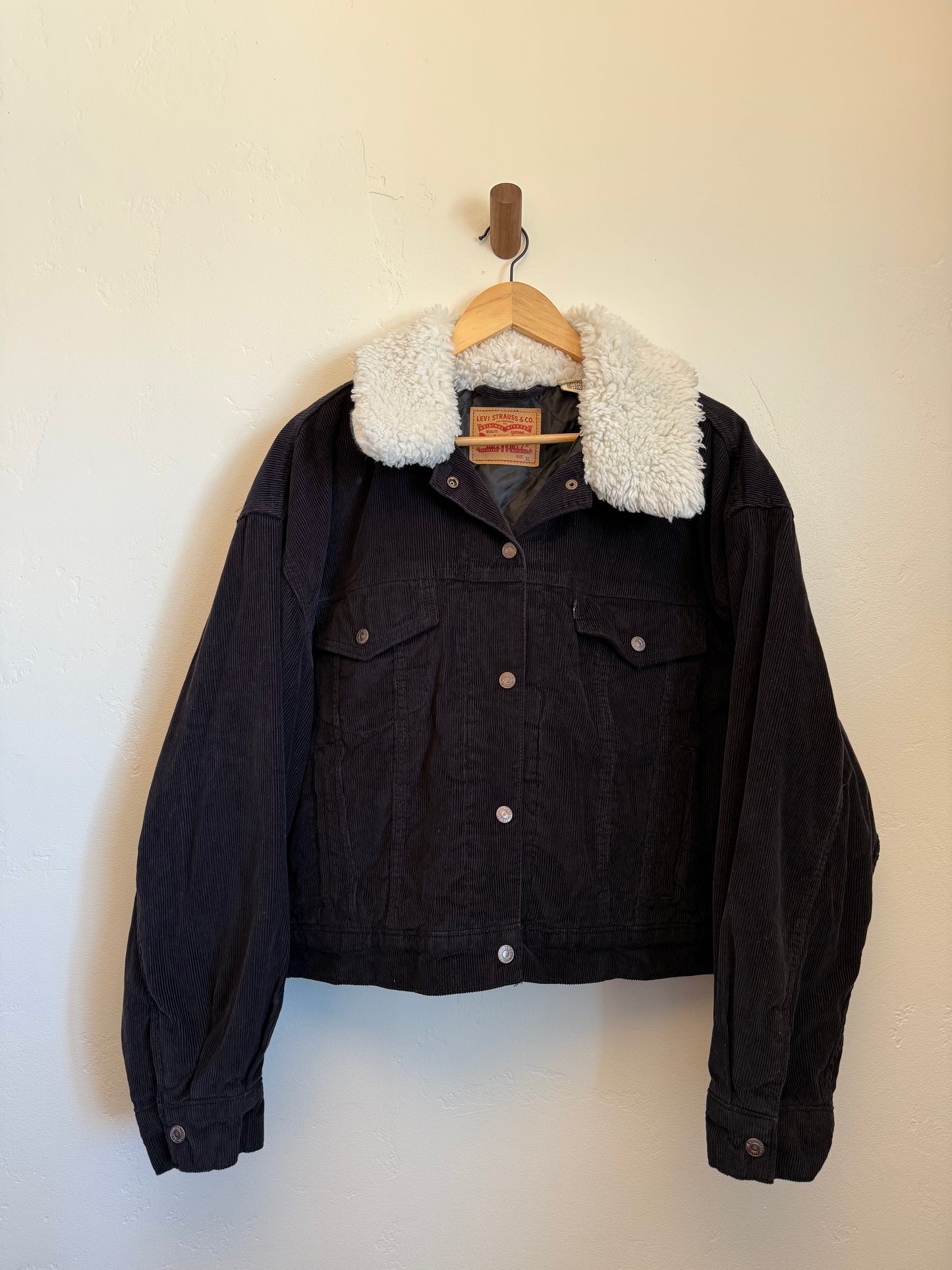 Levi’s Black Corduroy Sherpa Collar Jacket￼